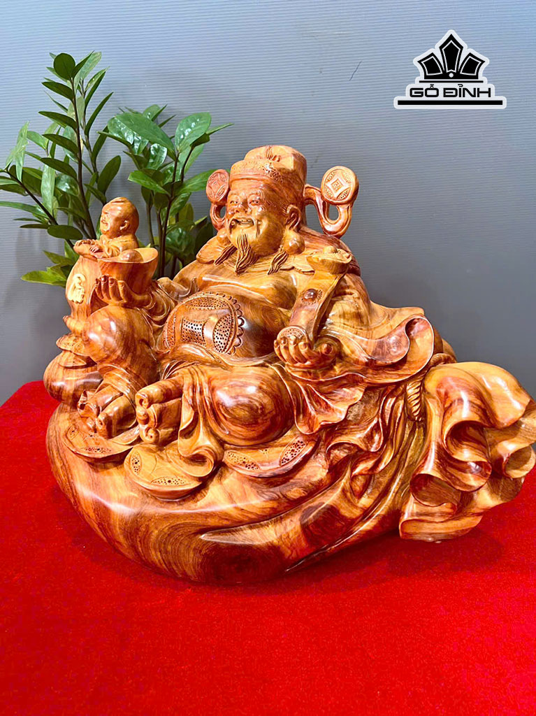 tuong-than-tai-go-huong-cao-33-ngang-27-sau-48-cm-454154
