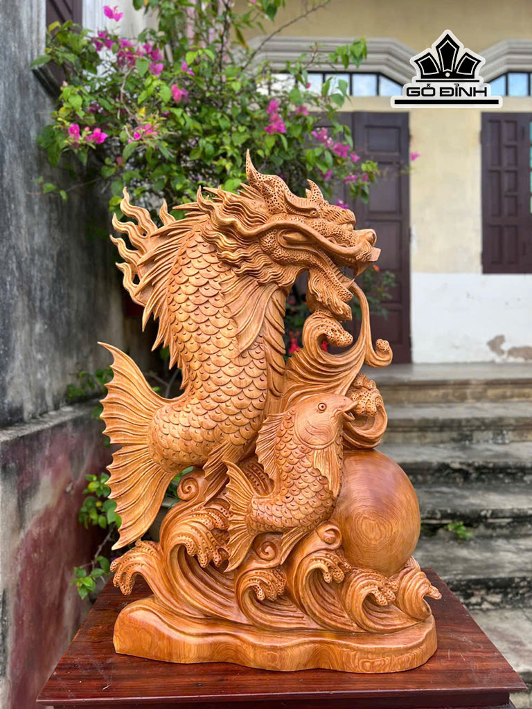 tuong-ca-chep-hoa-rong-go-ngoc-am-cao-71-ngang-45-sau-17-cm-454163