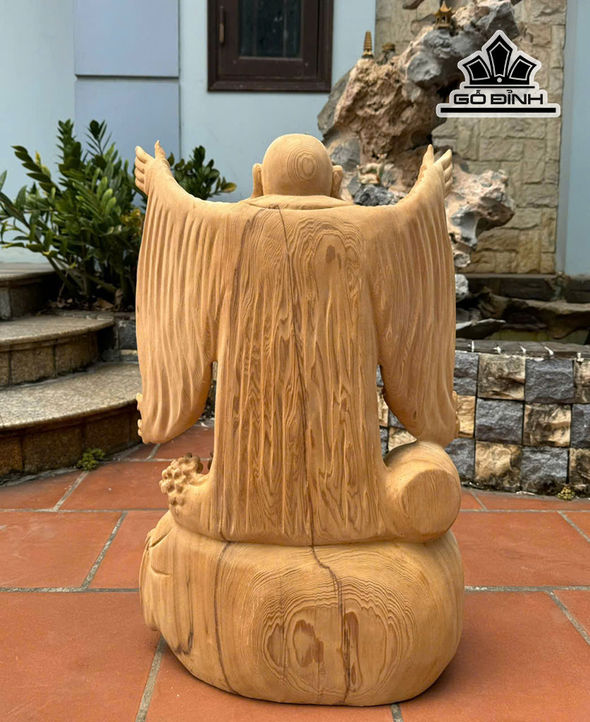 tuong-di-lac-nghenh-hy-go-huong-cao-70-ngang-45-sau-18-cm-454269
