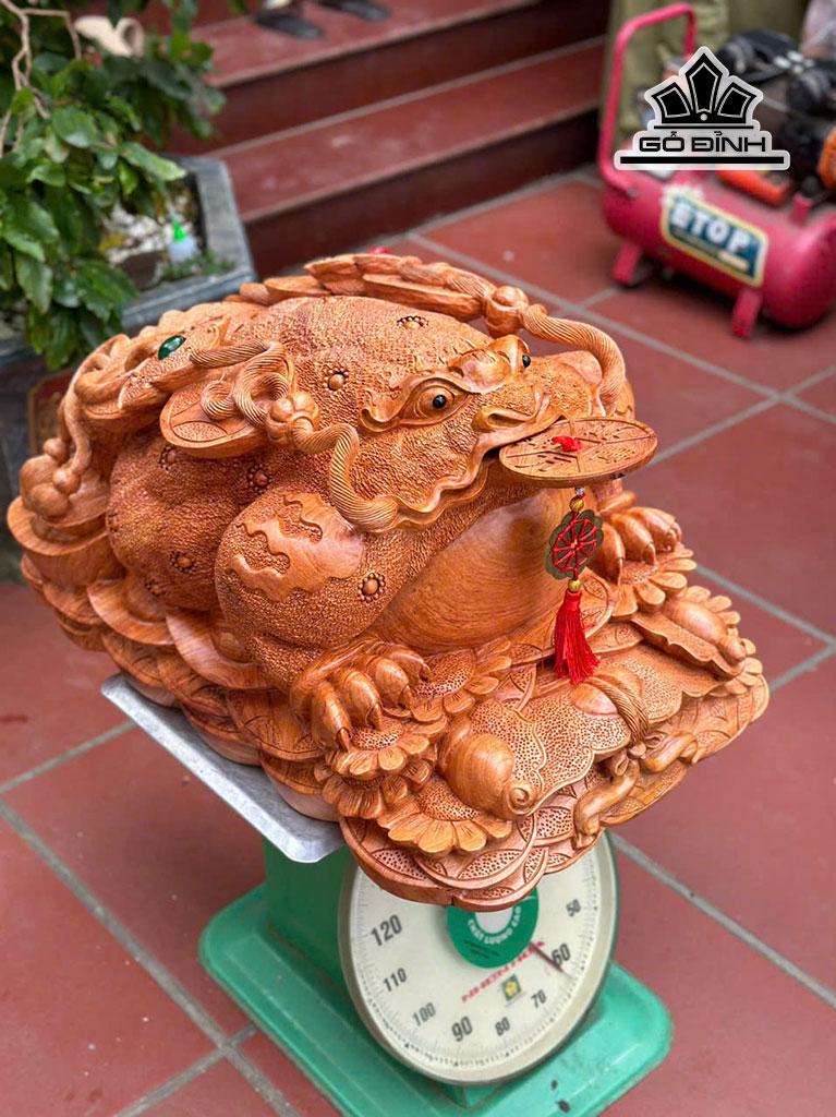 tuong-thiem-thu-go-huong-da-cao-37-ngang-43-sau-66-cm-454445