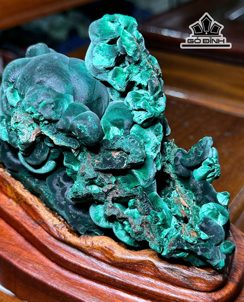 tac-pham-da-malachite-cao-145-ngang-16-cm-nang-112kg-454661