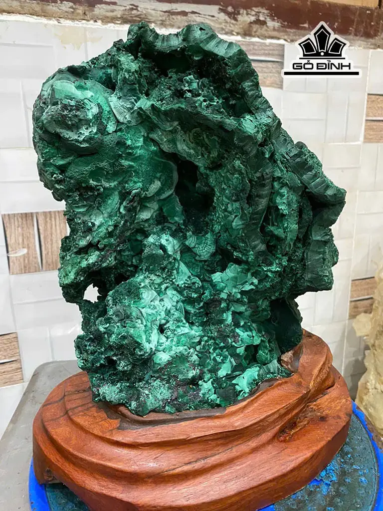 tac-pham-da-malachite-cao-32-ngang-21-cm-nang-103kg-454697