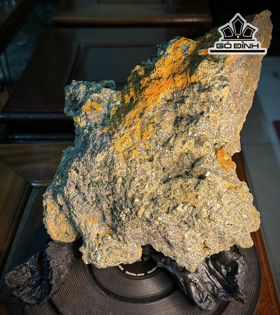 tac-pham-da-pyrite-cao-23-ngang-22-cm-nang-32kg-454707