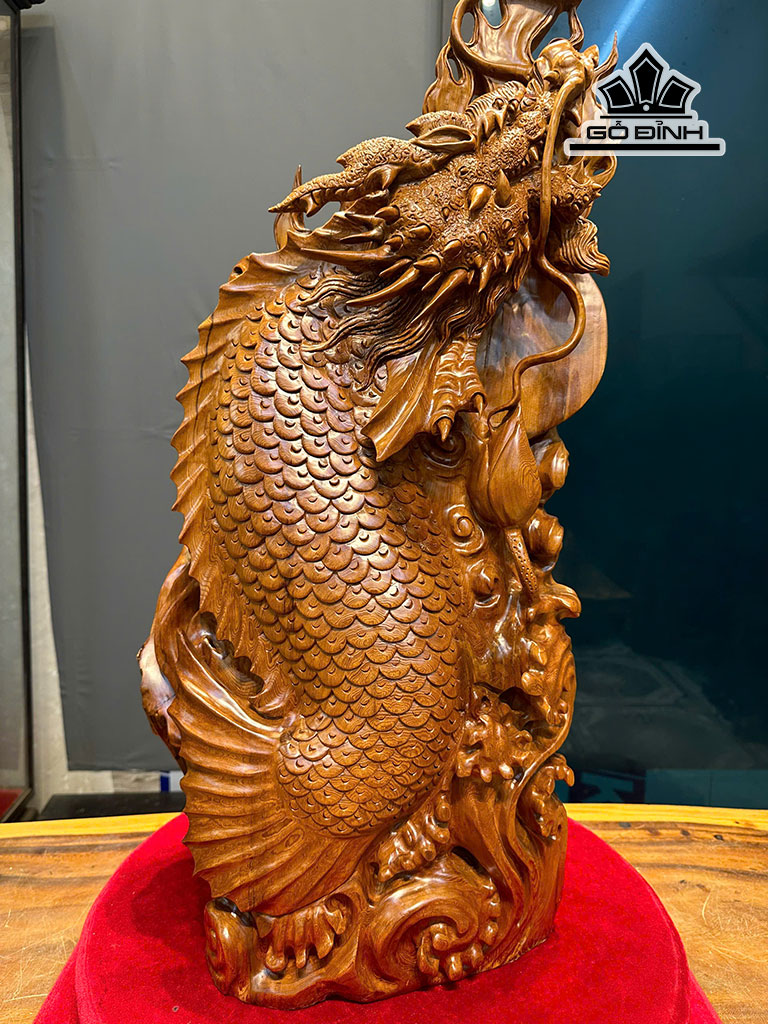 tuong-ca-chep-hoa-rong-go-ngoc-am-cao-79-ngang-36-sau-23-cm-454778