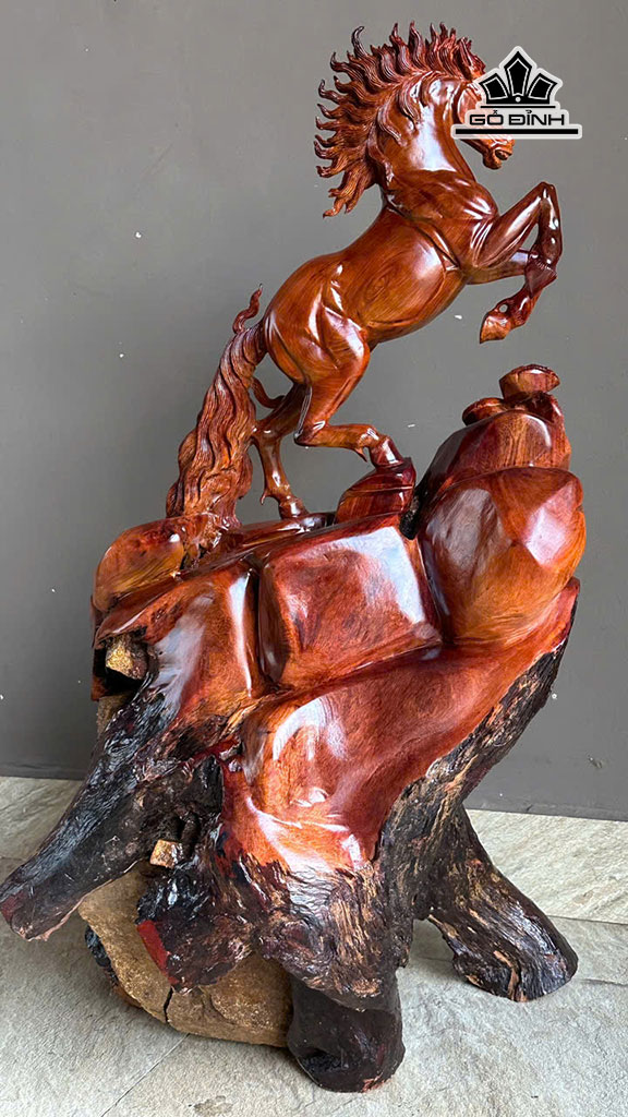 tuong-nhat-ma-thong-dong-go-huong-cao-95-ngang-56-sau-40-cm-454806