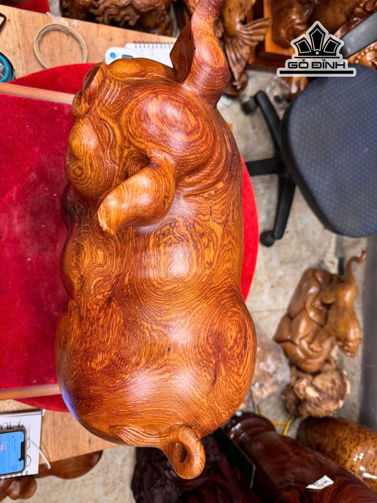 tuong-heo-go-huong-cao-26-ngang-40-sau-19-cm-9kg-455037