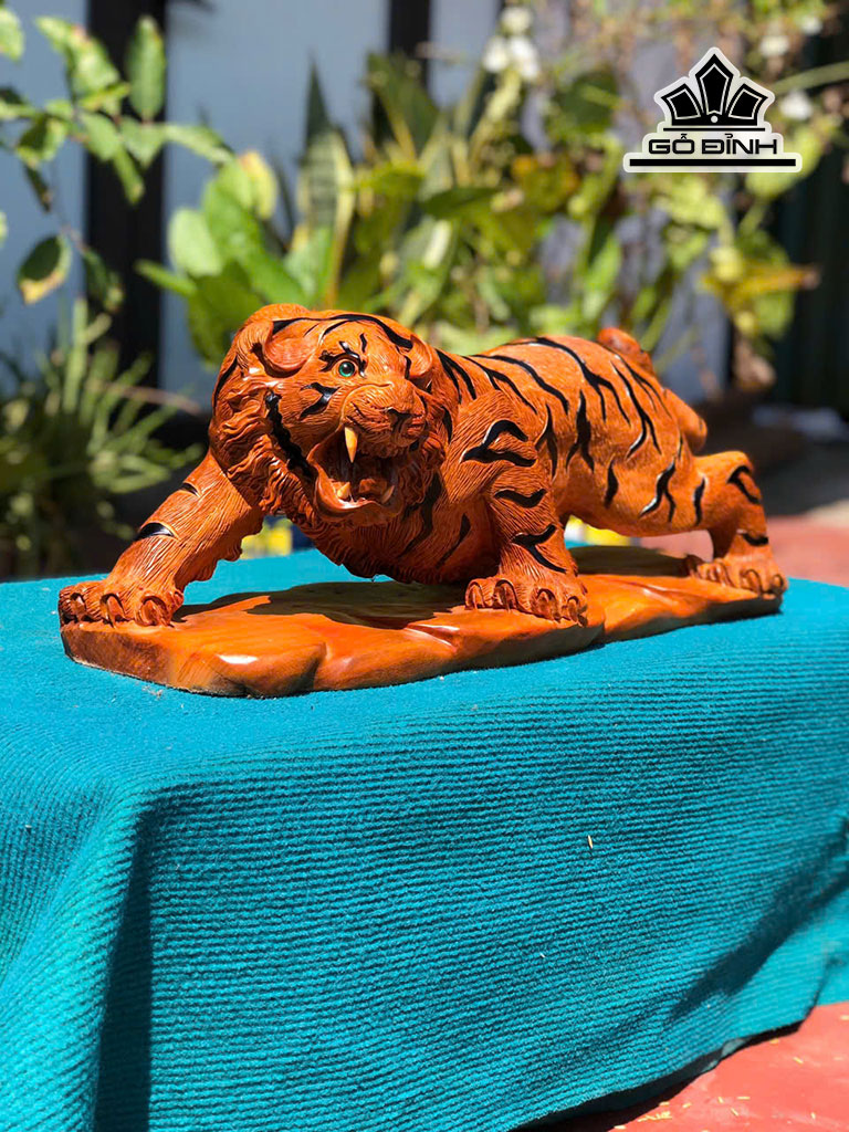 tuong-ho-phong-thuy-go-huong-cao-22-ngang-56-sau-19-cm-455176