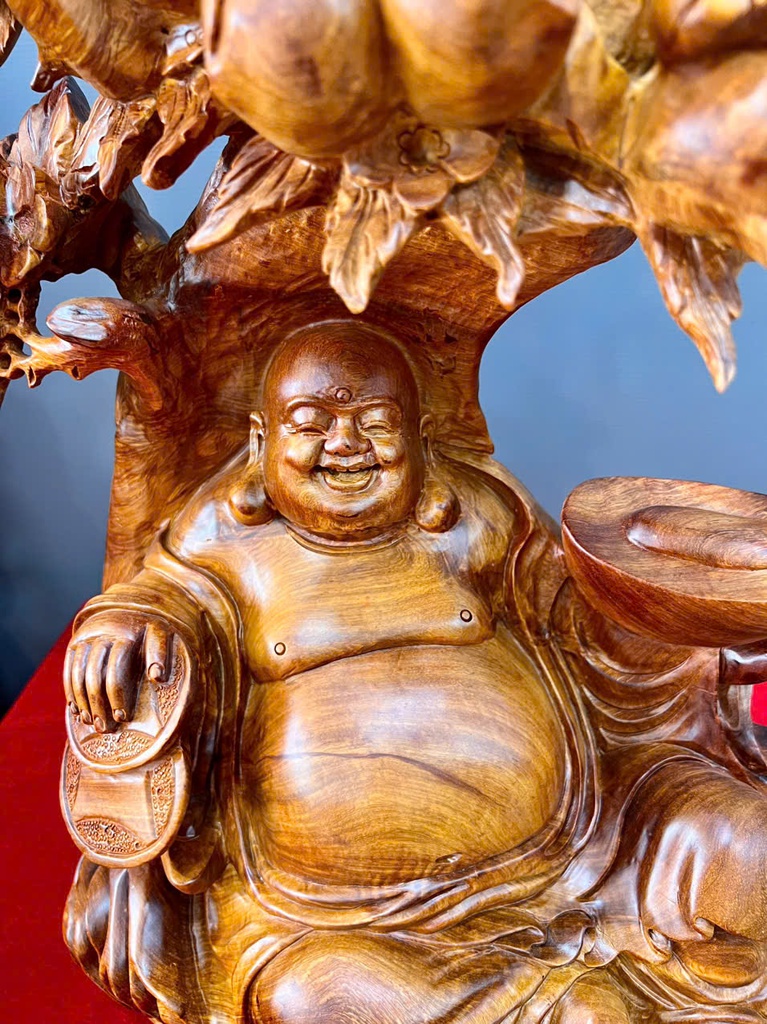 tuong-phat-di-lac-go-huong-cao-64-ngang-42-sau-24-cm-455242