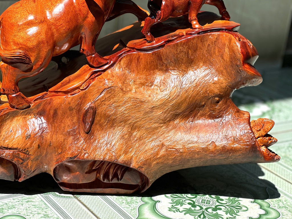 cau-trau-go-huong-cao-44-ngang-68-sau-32-cm-23kg-455284