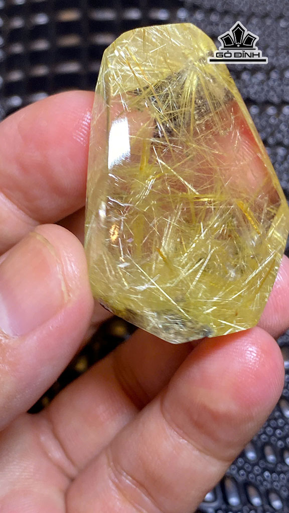 mat-tron-hoa-thi-da-thach-anh-toc-vang-cao-439-ngang-349-sau-158-mm-35gr-455498