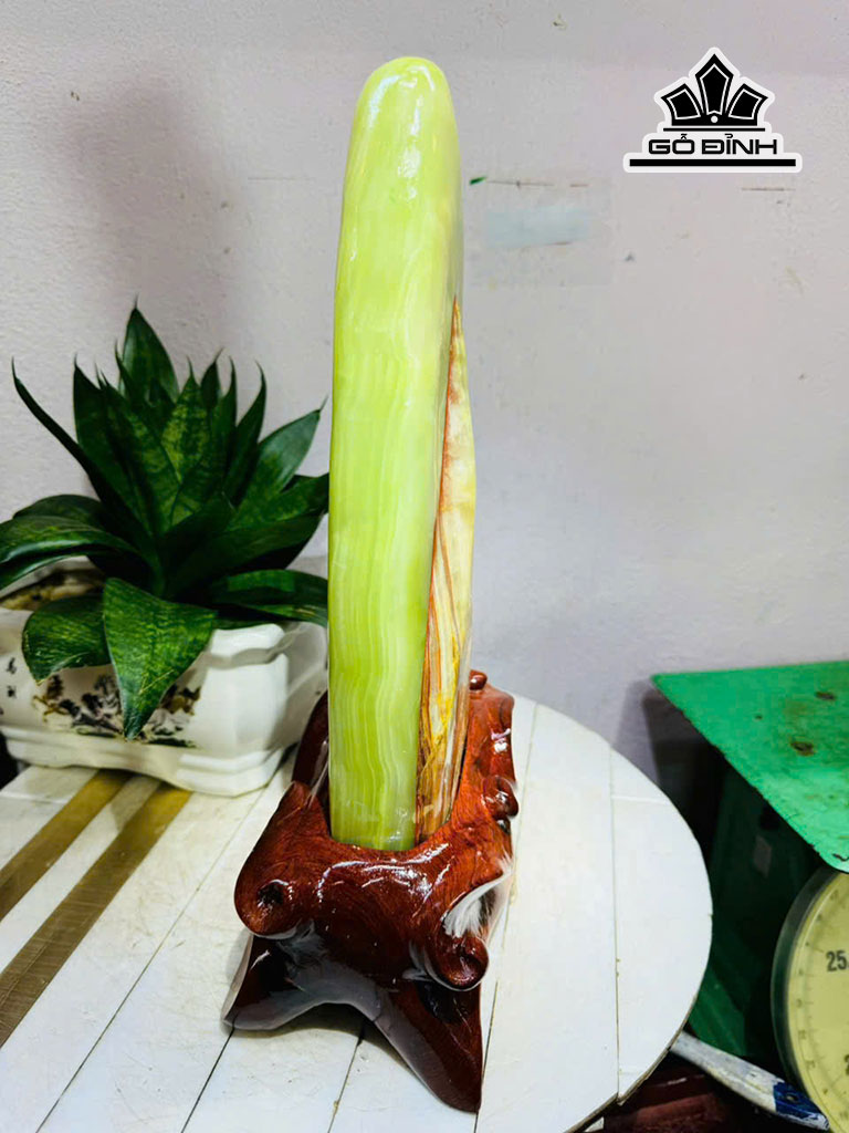 tac-pham-son-thuy-huu-tinh-da-ngoc-pakistan-cao-36-ngang-13-cm-nang-4kg-455589