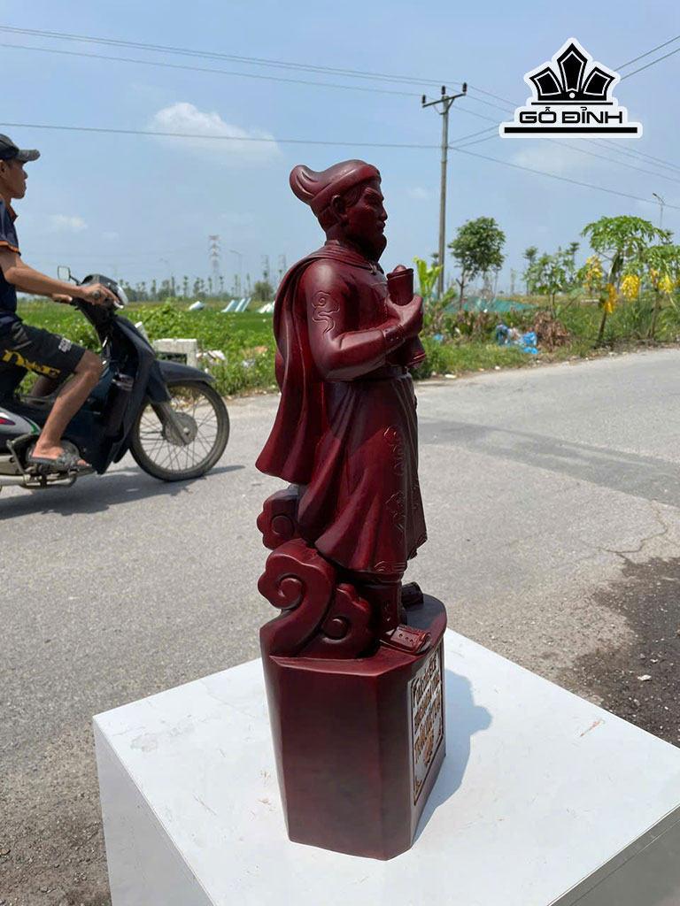 tuong-tran-quoc-tuan-go-tu-dan-cao-61-ngang-20-sau-16-cm-455707