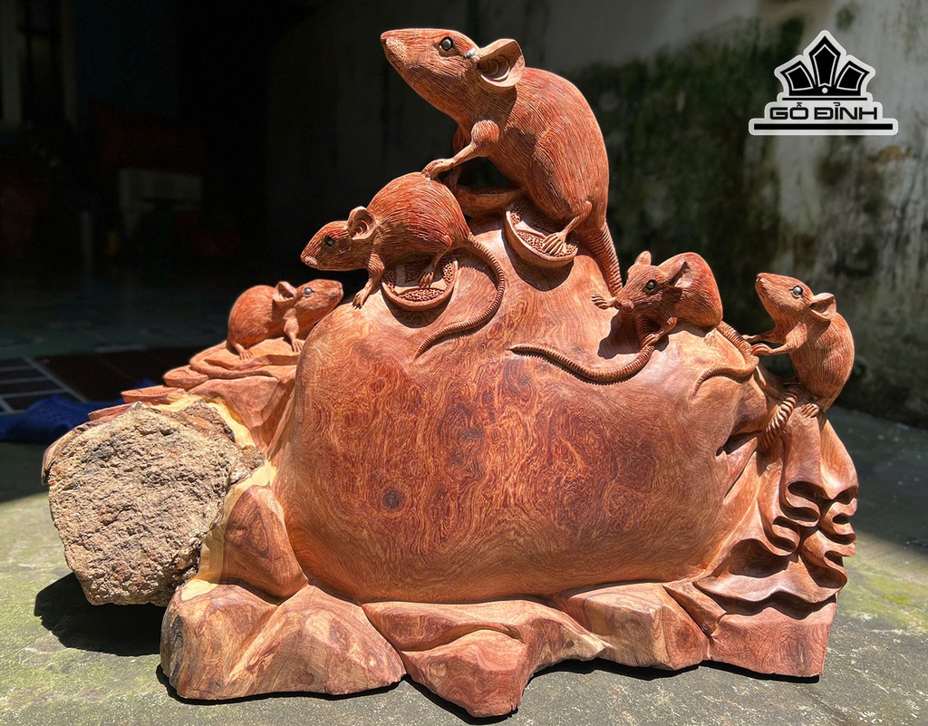 tuong-gia-dinh-chuot-go-huong-cao-45-ngang-61-sau-28-cm-18kg-455818
