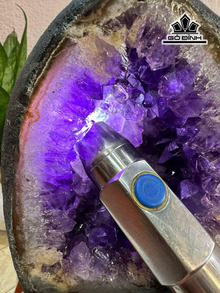 hoc-da-thach-anh-tim-cao-24-ngang-12-sau-12-cm-455883