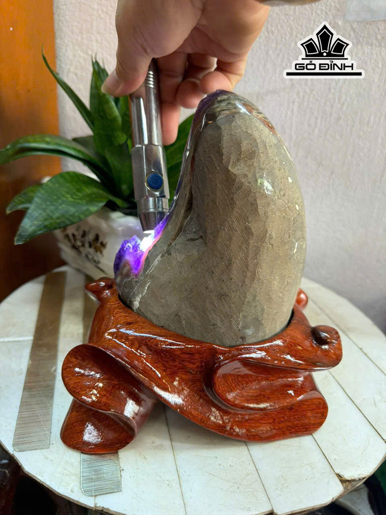 tac-pham-da-thach-anh-tim-cao-23-ngang-15-cm-28kg-455890