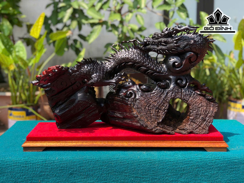 tuong-nhat-long-go-trac-cao-36-ngang-57-sau-20-cm-456046