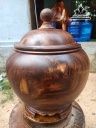 binh-u-tra-go-lim-cao-41-duong-kinh-35-cm-dung-25-lit-456174
