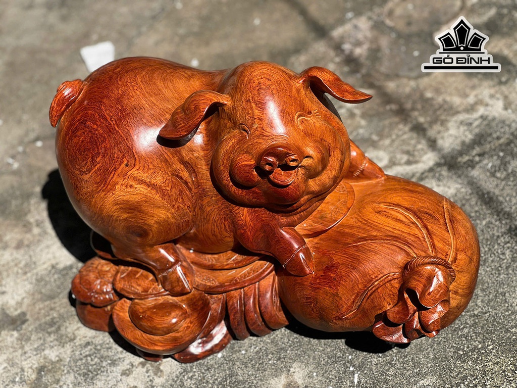 tuong-heo-go-huong-cao-29-ngang-42-sau-35-cm-13kg-456303