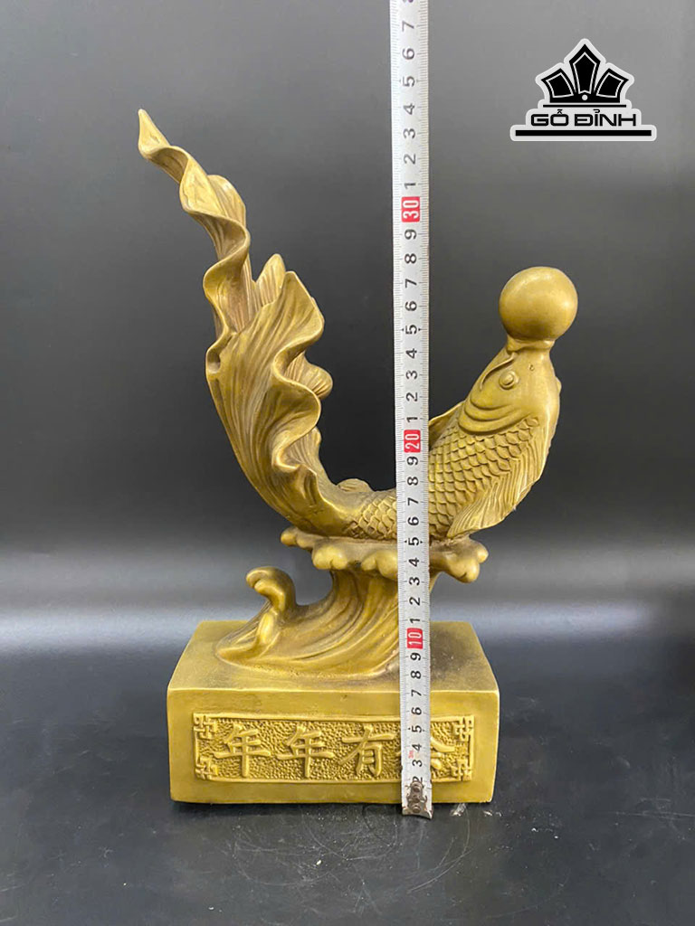 tuong-ca-chep-von-cau-bang-dong-cao-30-ngang-20-cm-456698