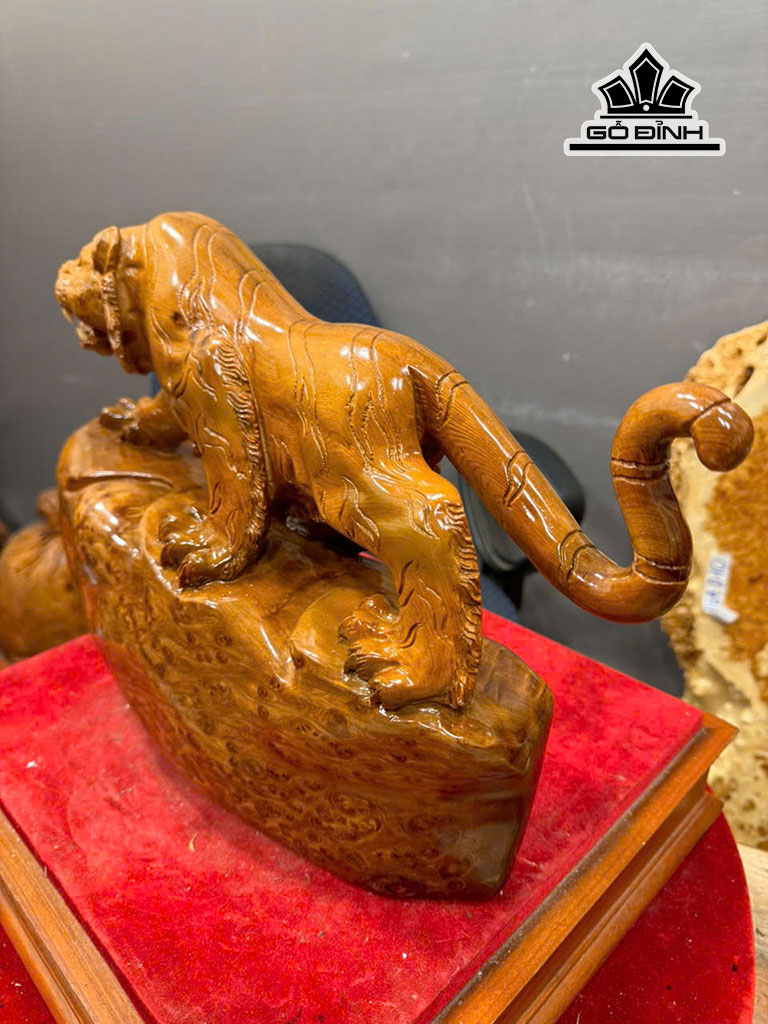 tuong-ho-san-moi-go-nu-ngoc-am-cao-30-ngang-45-sau-14-cm-456832