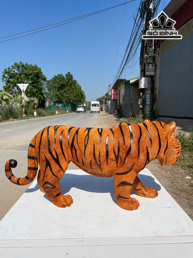 tuong-ho-phong-thuy-go-huong-cao-25-ngang-56-sau-15-cm-457104