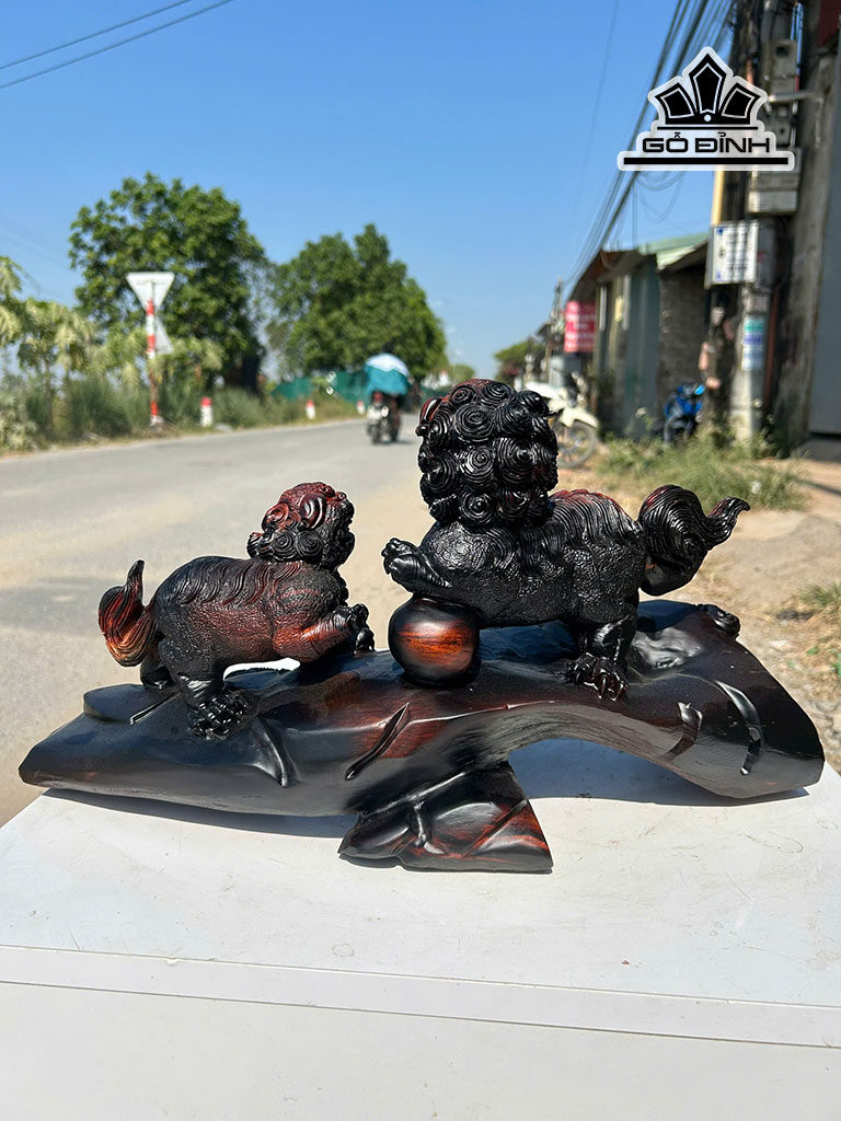 tuong-song-lan-go-trac-cao-26-ngang-46-sau-20-cm-457124