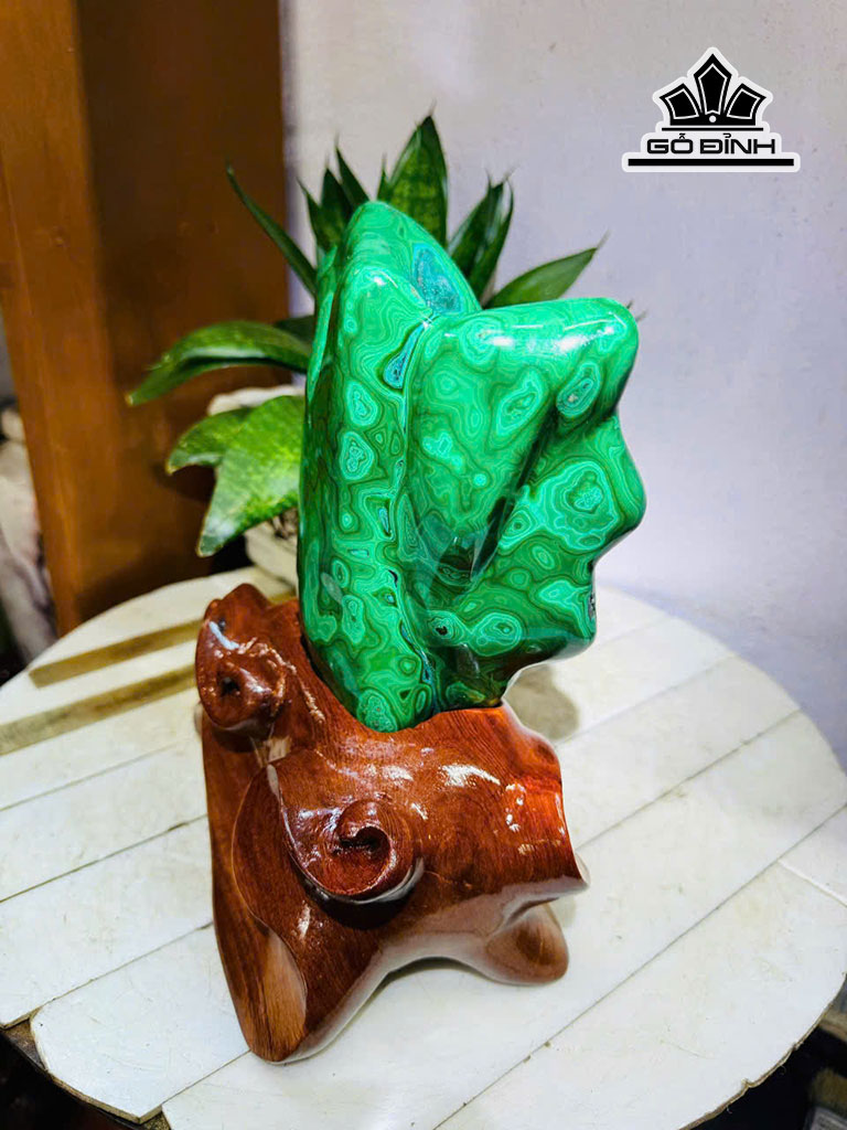 tac-pham-da-malachite-cao-24-ngang-17-cm-24kg-457200