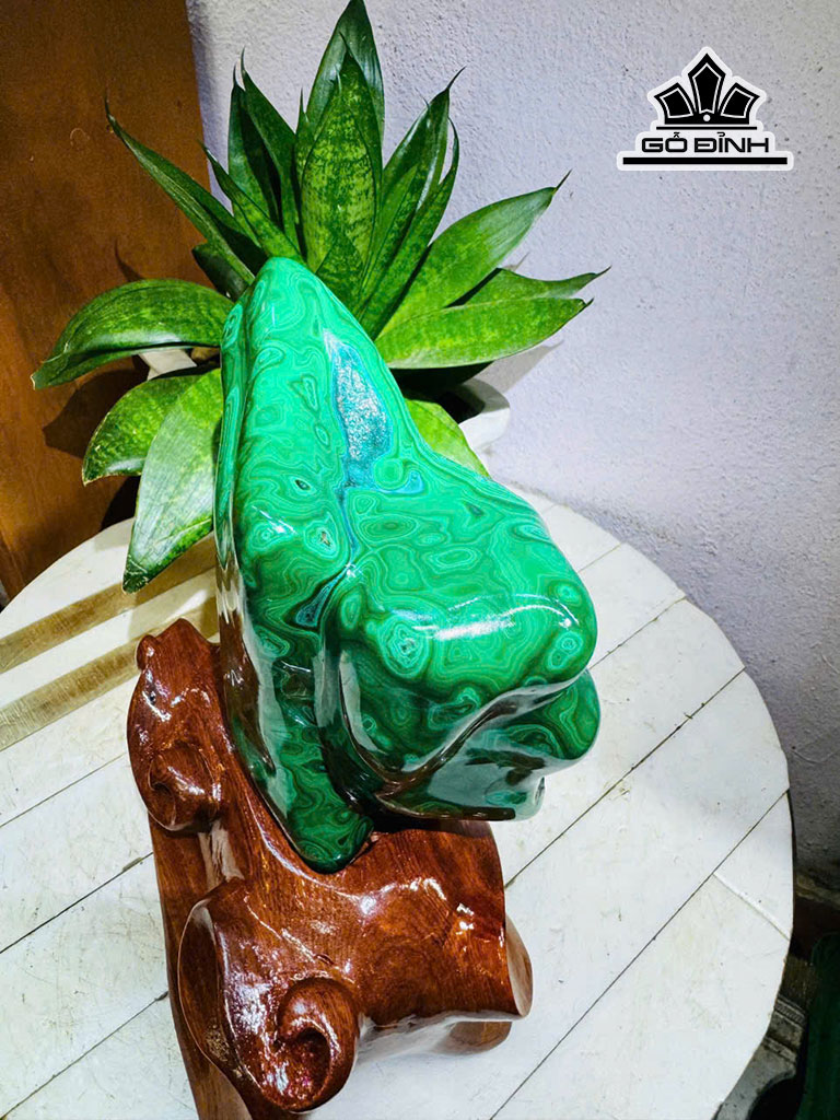 tac-pham-da-malachite-cao-24-ngang-17-cm-24kg-457201