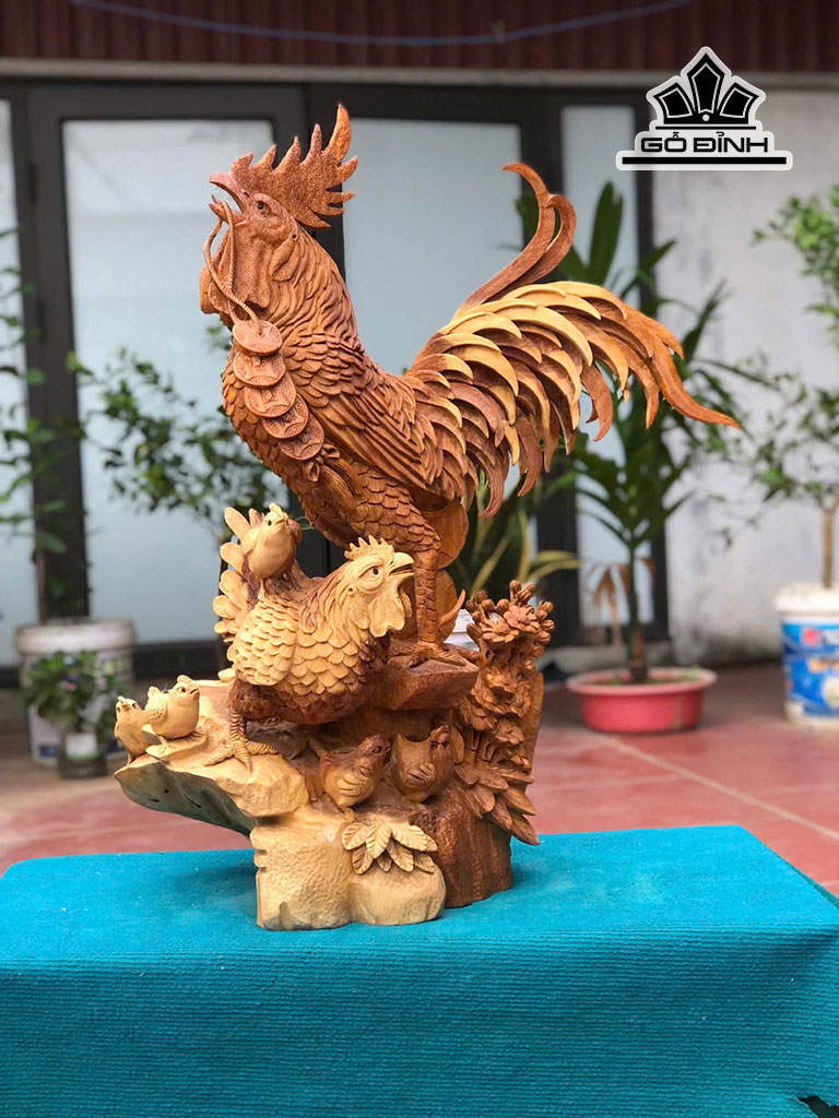 tuong-gia-dinh-ga-go-huong-cao-82-ngang-66-sau-32-cm-457411