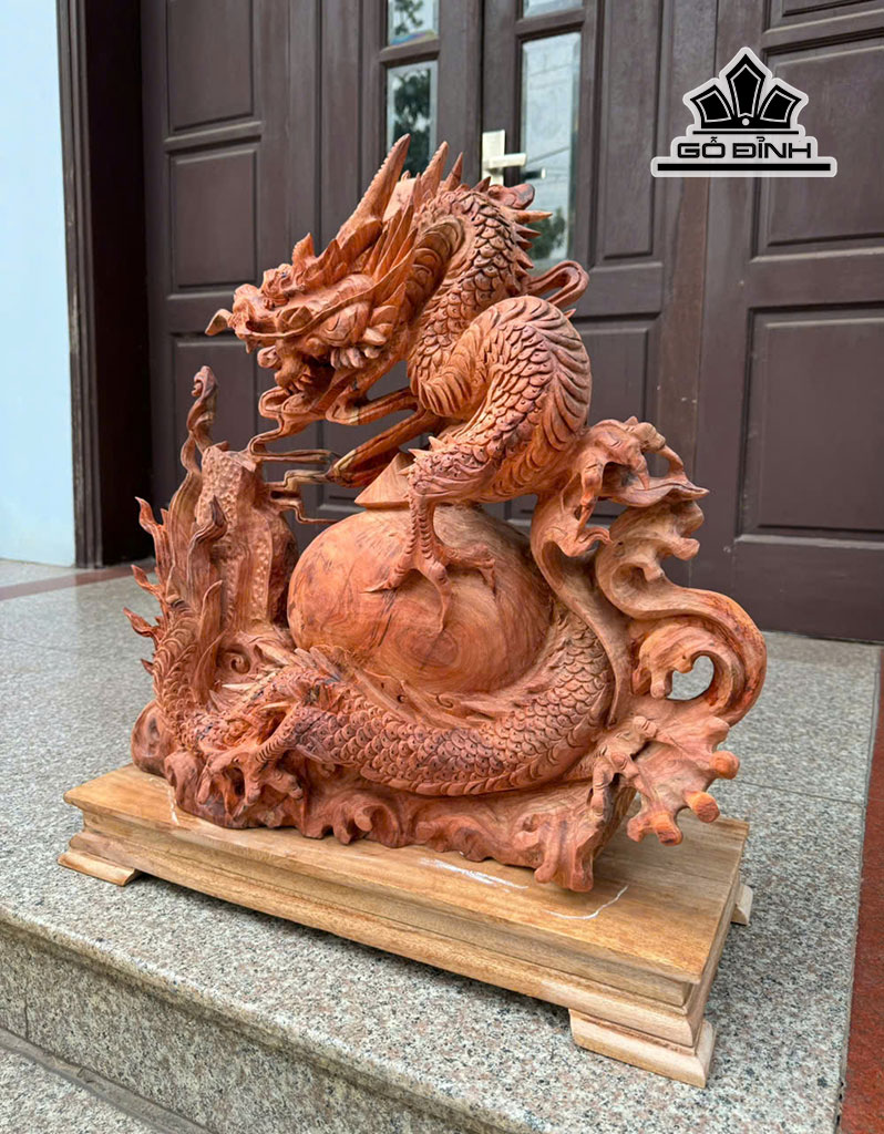 tuong-nhat-long-go-huong-cao-ca-ky-67-ngang-60-sau-25-cm-457542