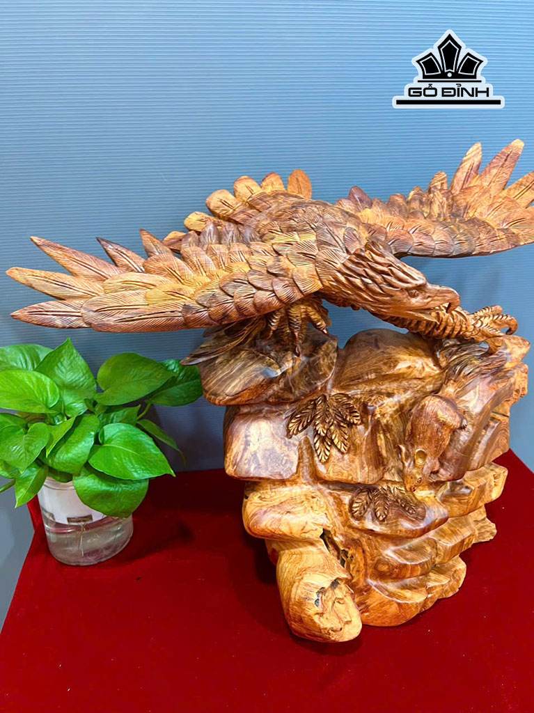 tuong-dai-bang-go-huong-cao-44-ngang-56-sau-30-cm-457587