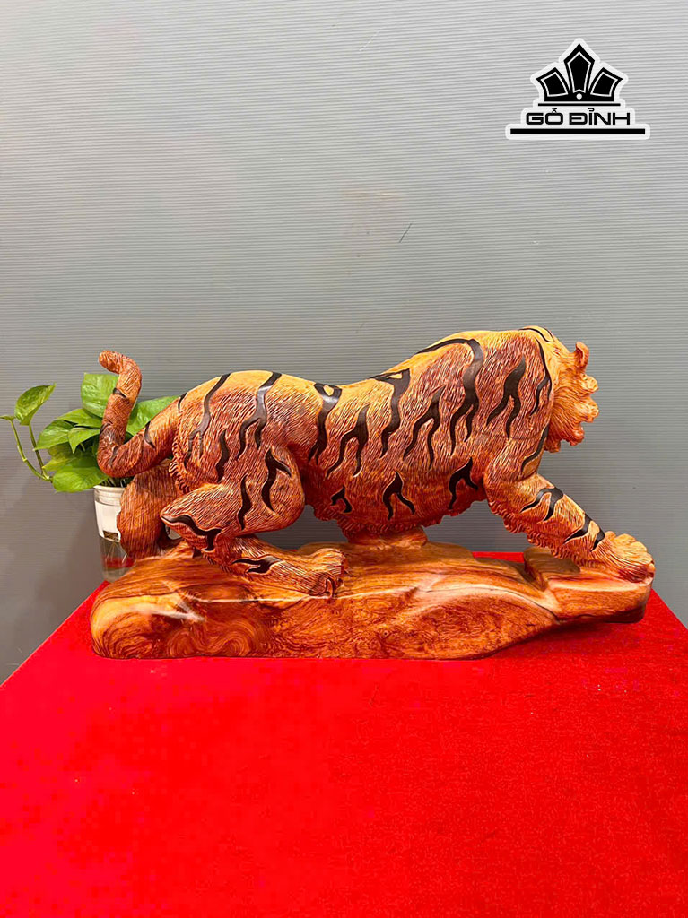 tuong-ho-phong-thuy-go-huong-cao-32-ngang-55-sau-13-cm-457589