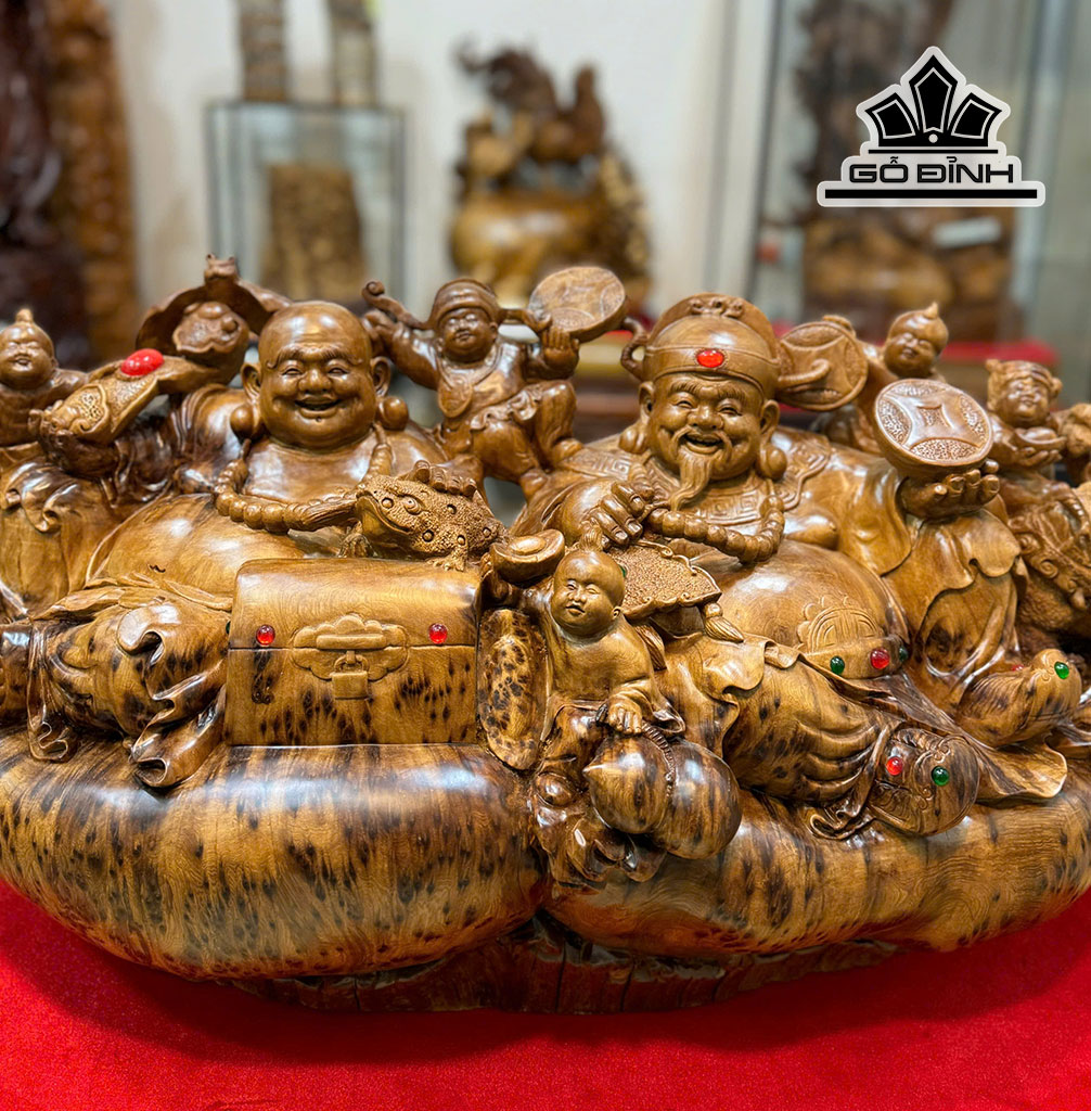 tuong-tai-phuc-ven-toan-go-nu-ngoc-am-cao-365-ngang-76-sau-30-cm-460450