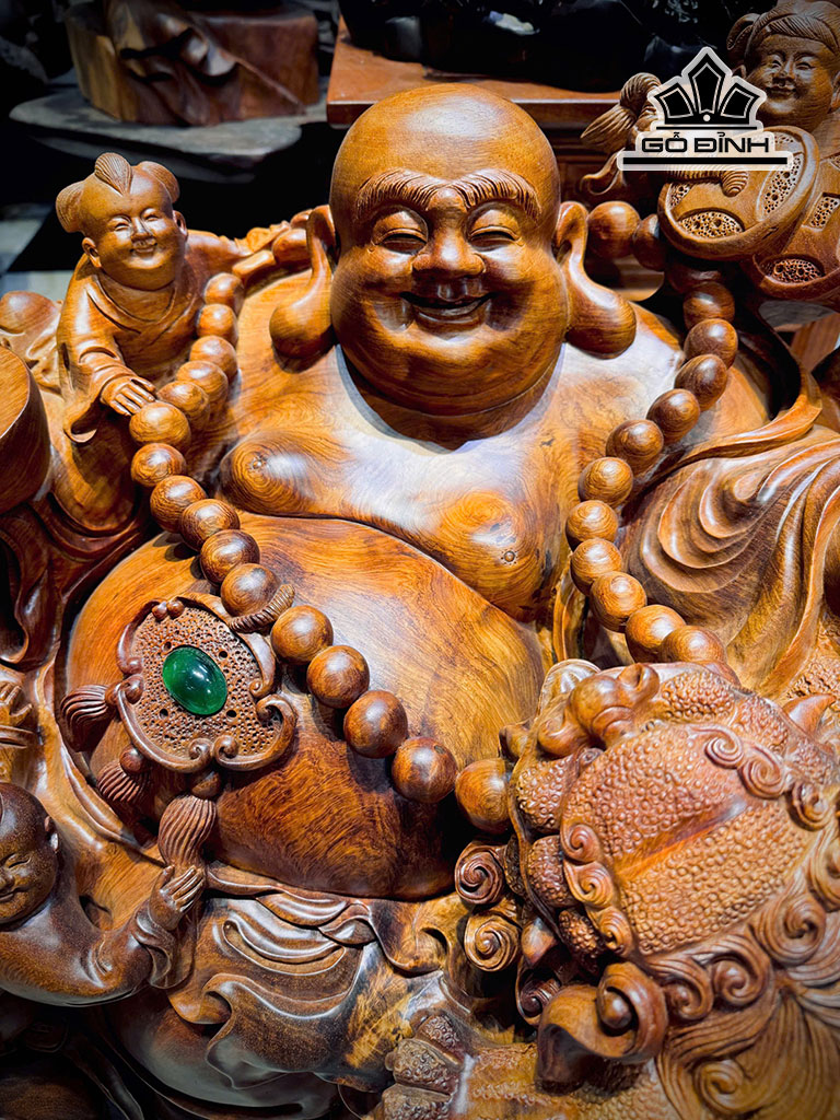 tuong-phat-di-lac-ngu-phuc-go-huong-cao-75-ngang-58-sau-50-cm-460647