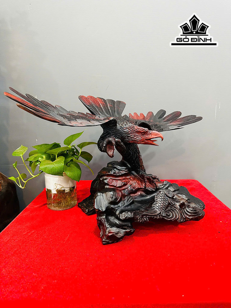 tuong-dai-bang-go-trac-cao-38-ngang-61-sau-31-cm-460963