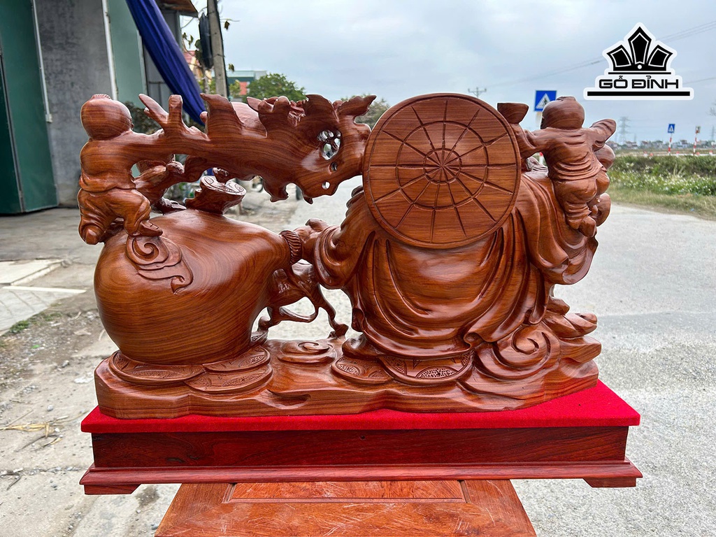 tuong-phat-di-lac-keo-bao-tien-go-cam-cao-36-ngang-61-sau-18-cm-ky-cao-10-cm-461317