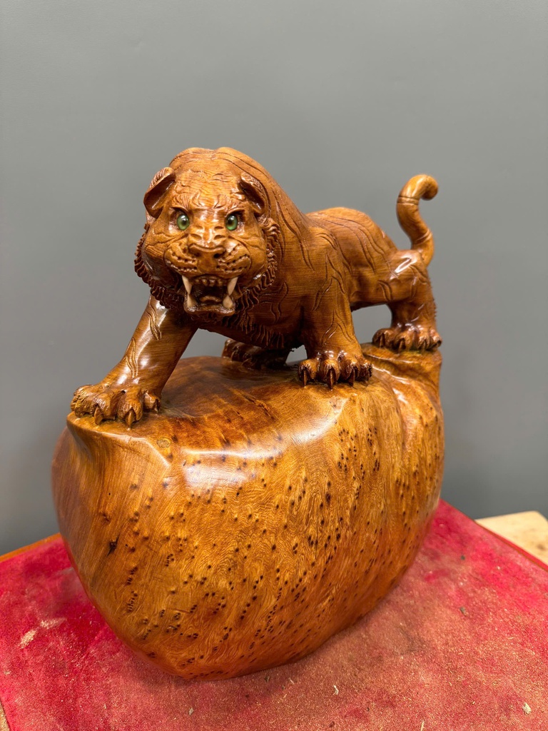 tuong-ho-phong-thuy-go-nu-ngoc-am-cao-27-ngang-30-sau-20-cm-461809