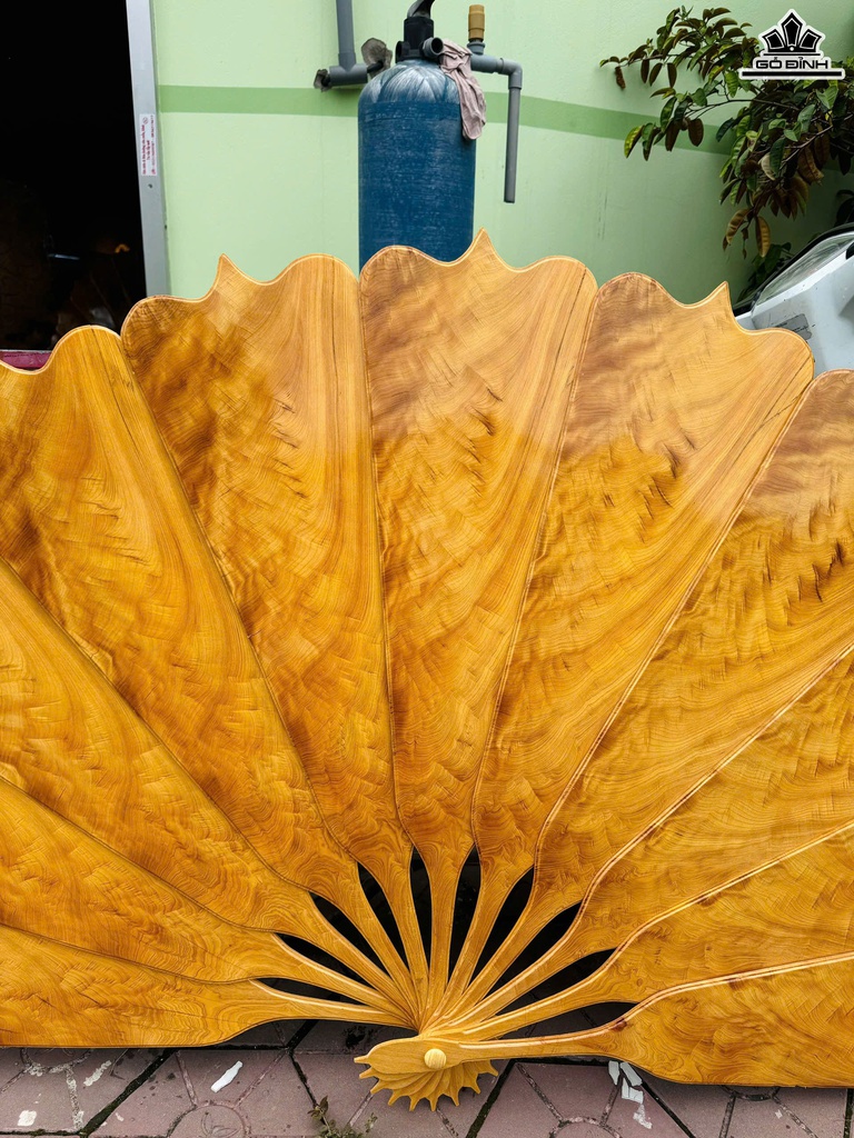 quat-treo-tuong-go-po-mu-cao-103-rong-197-cm-466402