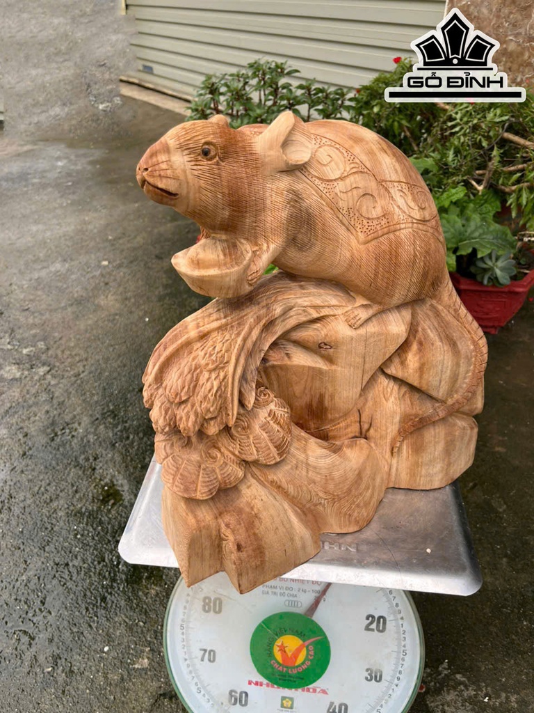 tuong-chuot-phong-thuy-go-ngoc-am-cao-37-ngang-31-sau-20-cm-467033