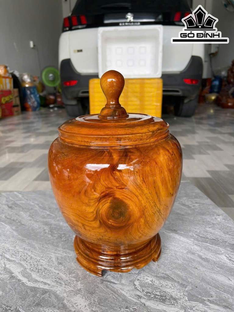 binh-u-tra-go-gu-cao-30-duong-kinh-21-cm-05lit-467739