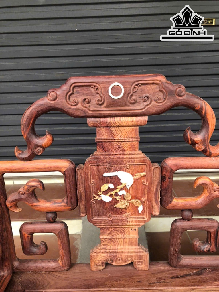 trien-moc-go-cam-ta-ghe-cao-97-ngan-67-sau-52-cm-don-cao-69-ngang-38-sau-48-cm-doan-dai-200-sau-54-cao-100-cm-ban-dai-130-rong-90-cao-60-cm-467764