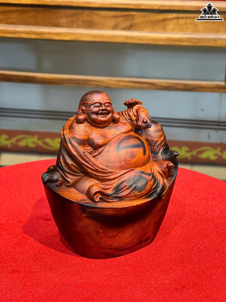 tuong-phat-di-lac-ngoi-thoi-vang-go-trac-cao-14-ngang-14-sau-9-cm-467946