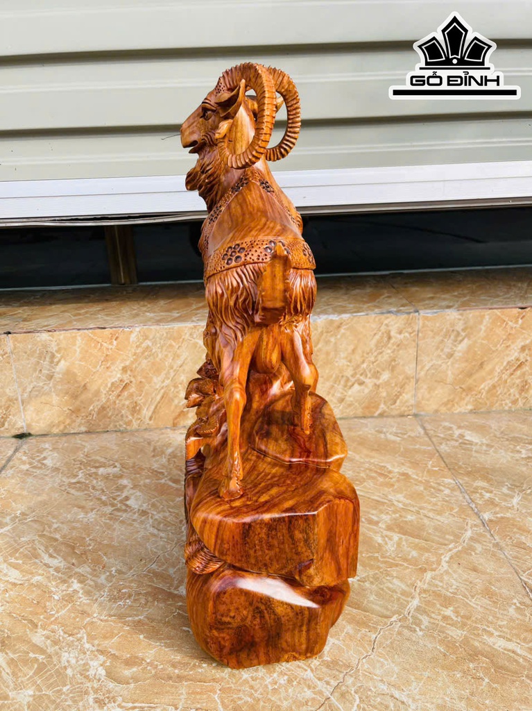 tuong-nhat-duong-go-huong-cao-48-ngang-26-sau-15-cm-7kg-468105