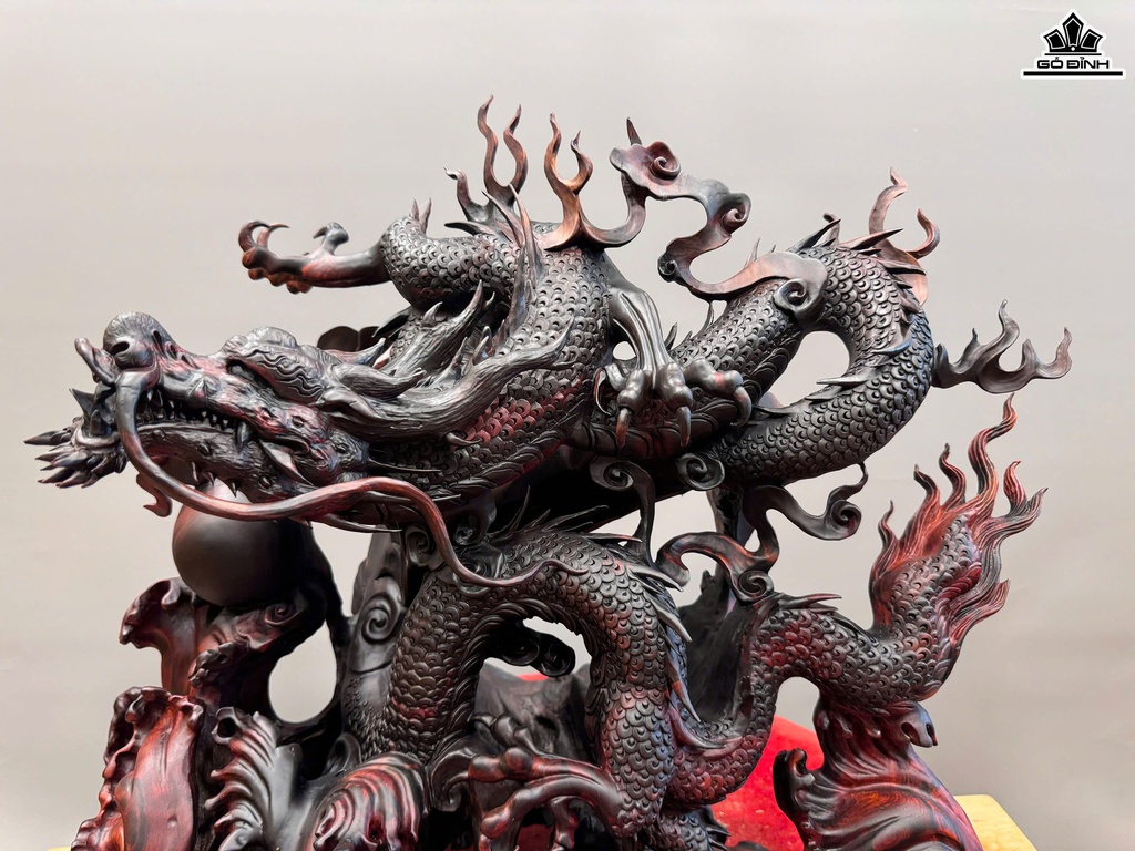 tuong-nhat-long-bao-chau-go-trac-cao-48-ngang-55-sau-35-cm-468156