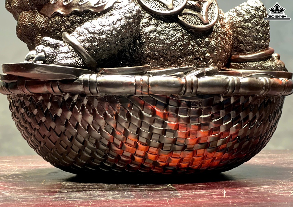 tuong-thiem-thu-ngoi-thung-go-trac-cao-24-ngang-27-sau-30-cm-468422