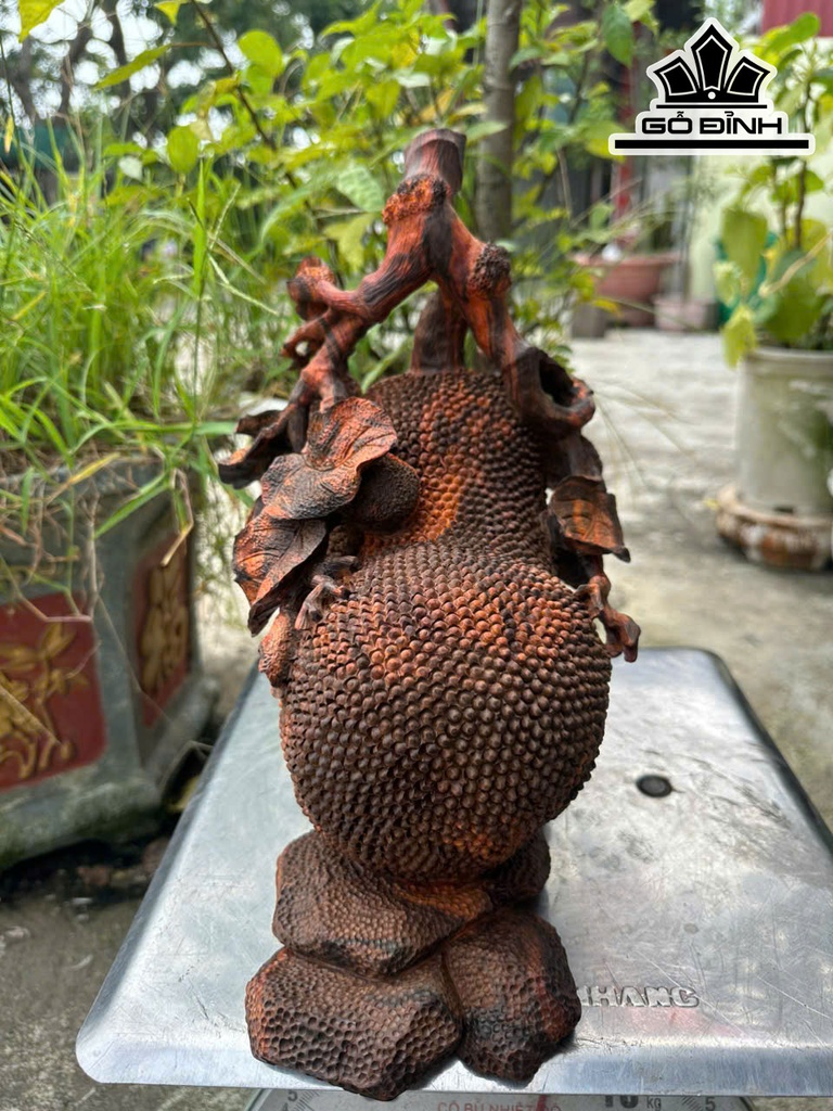 tuong-mit-phong-thuy-go-trac-cao-32-ngang-27-sau-20-cm-468444