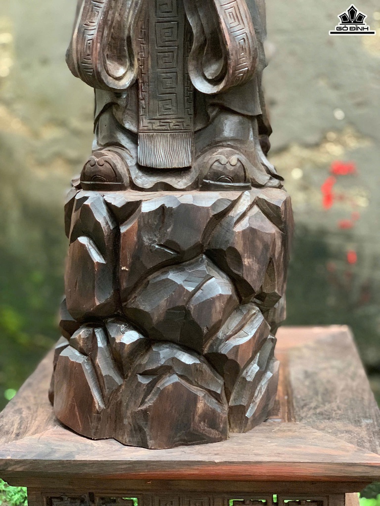 tuong-khong-tu-go-trac-cao-58-ngang-18-sau-17-cm-66kg-468520