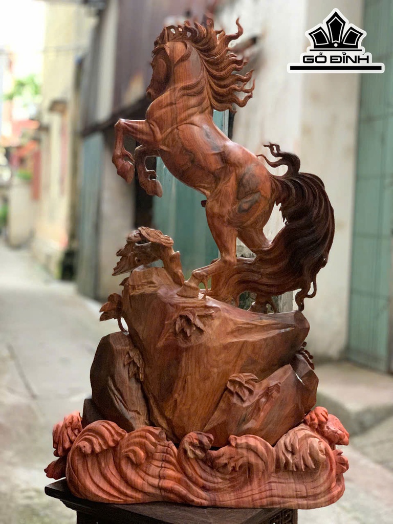 tuong-ngua-phong-thuy-nhat-ma-thong-dong-go-trac-cao-63-ngang-34-sau-17-cm-de-go-huong-68x42x27-cm-468544