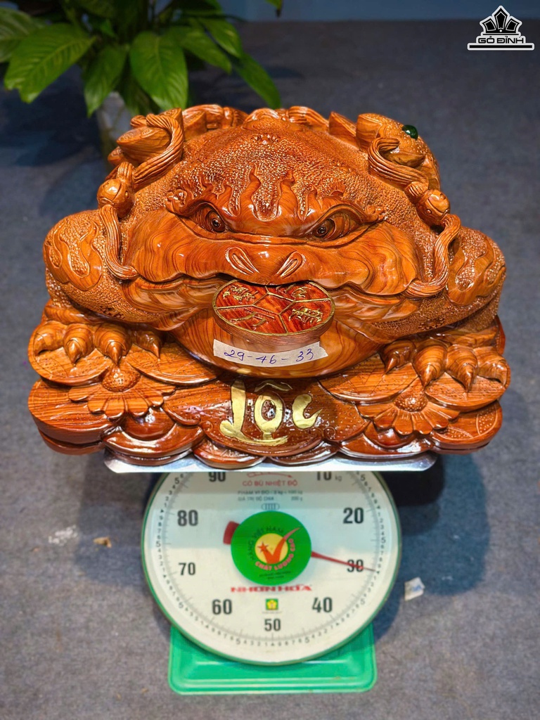 tuong-thiem-thu-go-cam-cao-29-ngang-46-sau-33-cm-468647