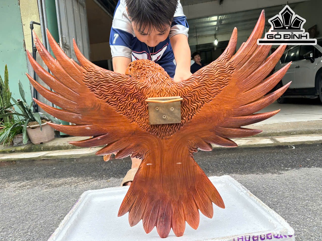 tuong-dai-bang-go-huong-cao-56-ngang-60-sau-25-cm-468764